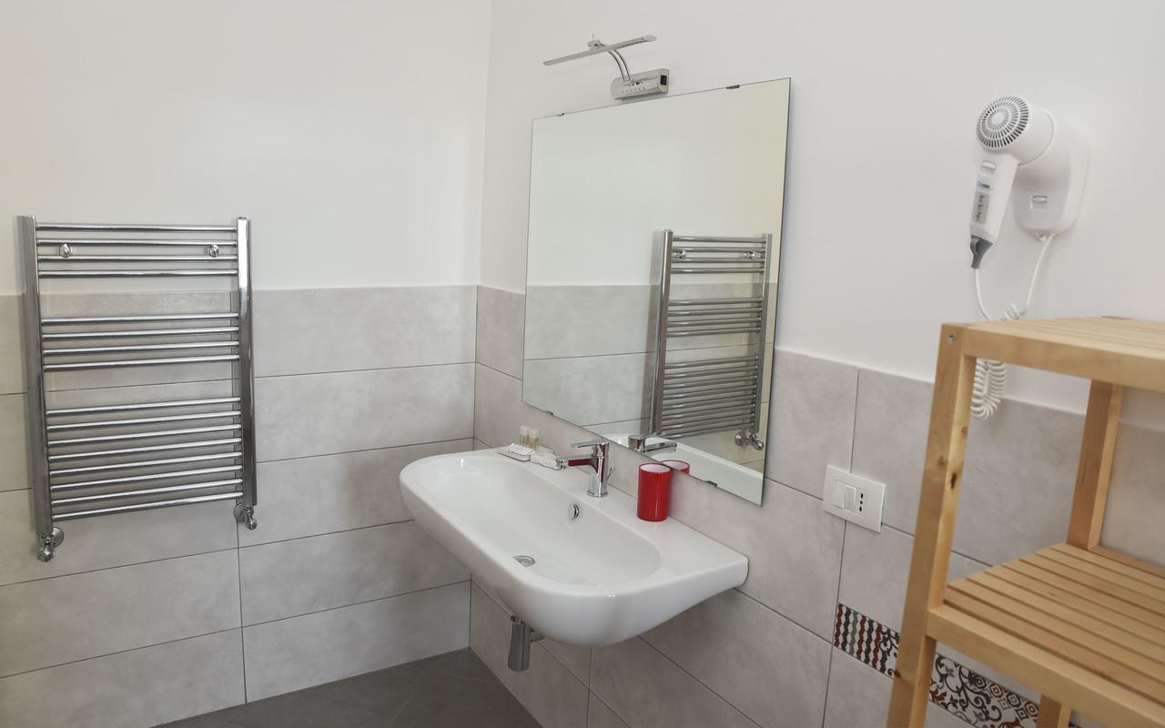 Alta Marea B&B Porto Empedocle Ngoại thất bức ảnh